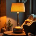 Lampy stołowe zimą: jak stworzyć przytulny klimat dzięki ciepłemu światłu i naturalnym materiałom