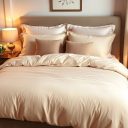 Jak dobrać narzutę na łóżko: rozmiar, materiał i styl dla trwałej wygody i dekoracji